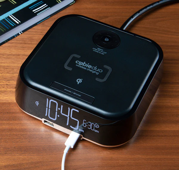 CubieDuo 2.0, Single Day Alarm Clock, Qi Wireless Charging, Mag+, 1 USB-C & 1 USB-A, Black